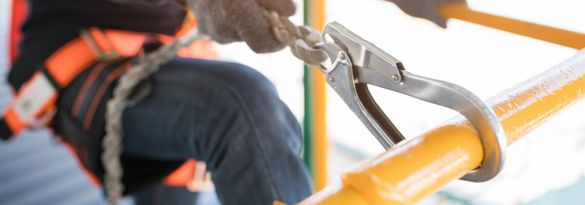 Mesures de sécurité et équipements de protection sur chantiers