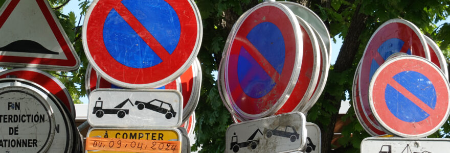 panneaux-routiers-et-communication-visuelle-assurer-une-information-claire-et-precise-sur-les-chantiers